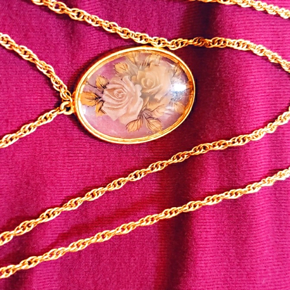 Vintage 1928 triple strand necklace